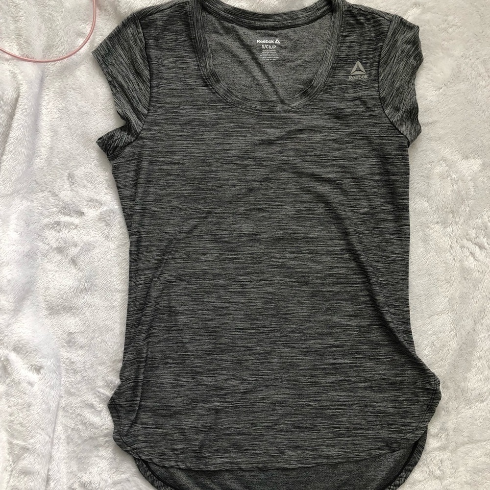 Reebok Gray Short Sleeve Activewear Top Size Small